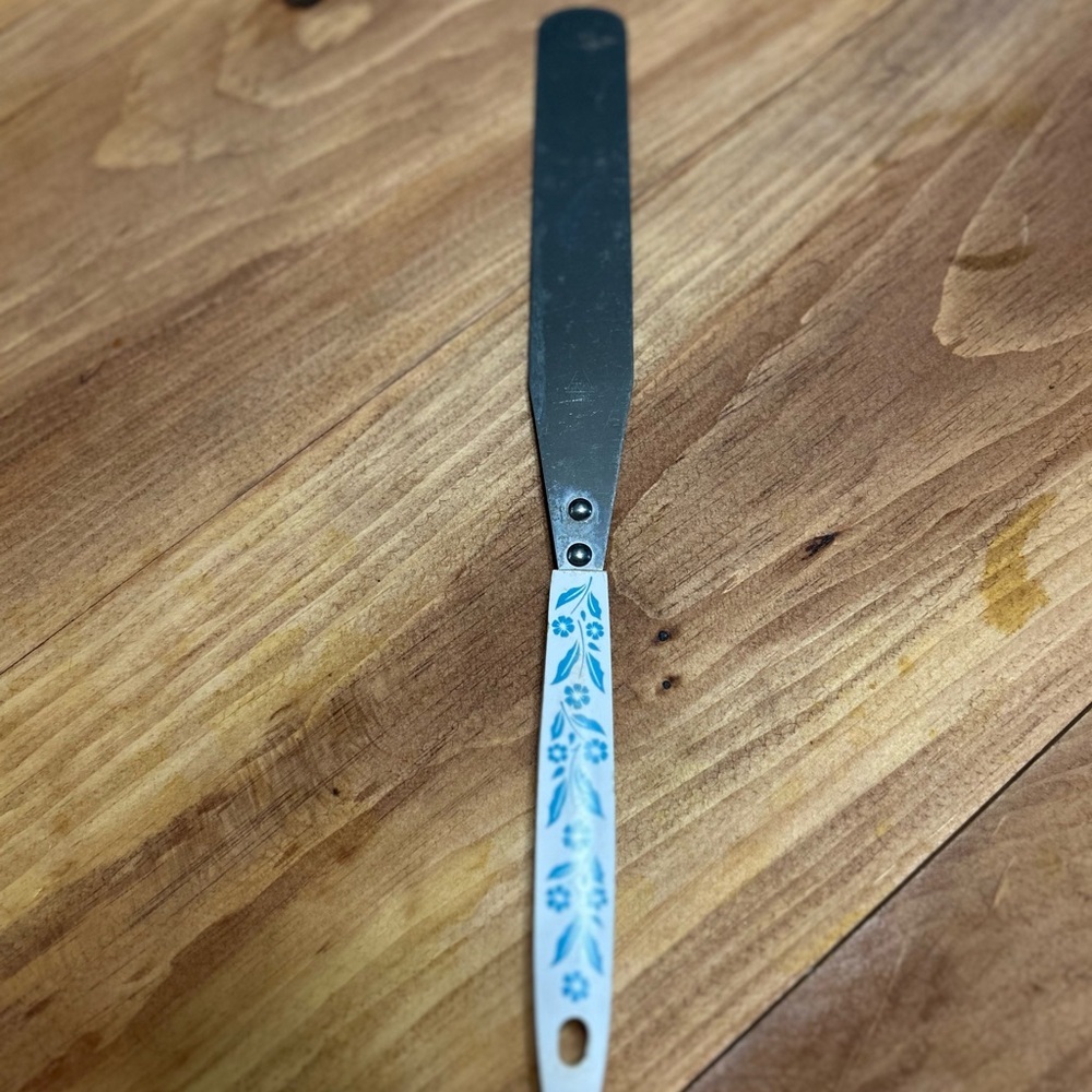 Vintage Corning Blue cornflower stainless steel icing knife